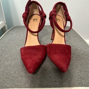 JOE’S JEANS SUEDE HEELS SIZE 8